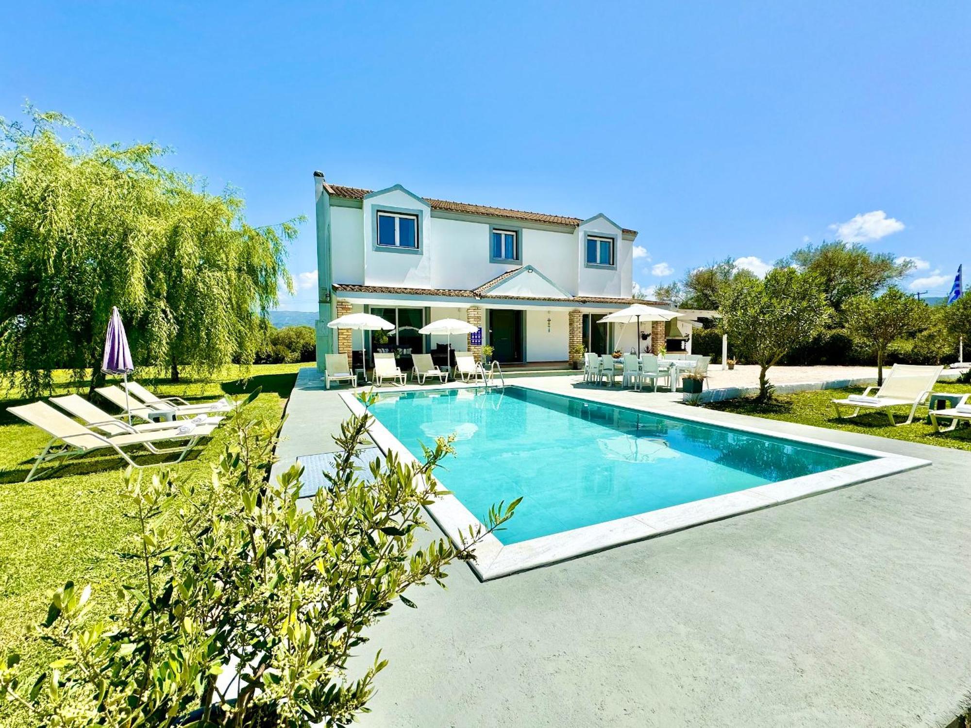 Villa Rubina Sidari With Private Pool By Dadovillas Velonádes Exterior photo