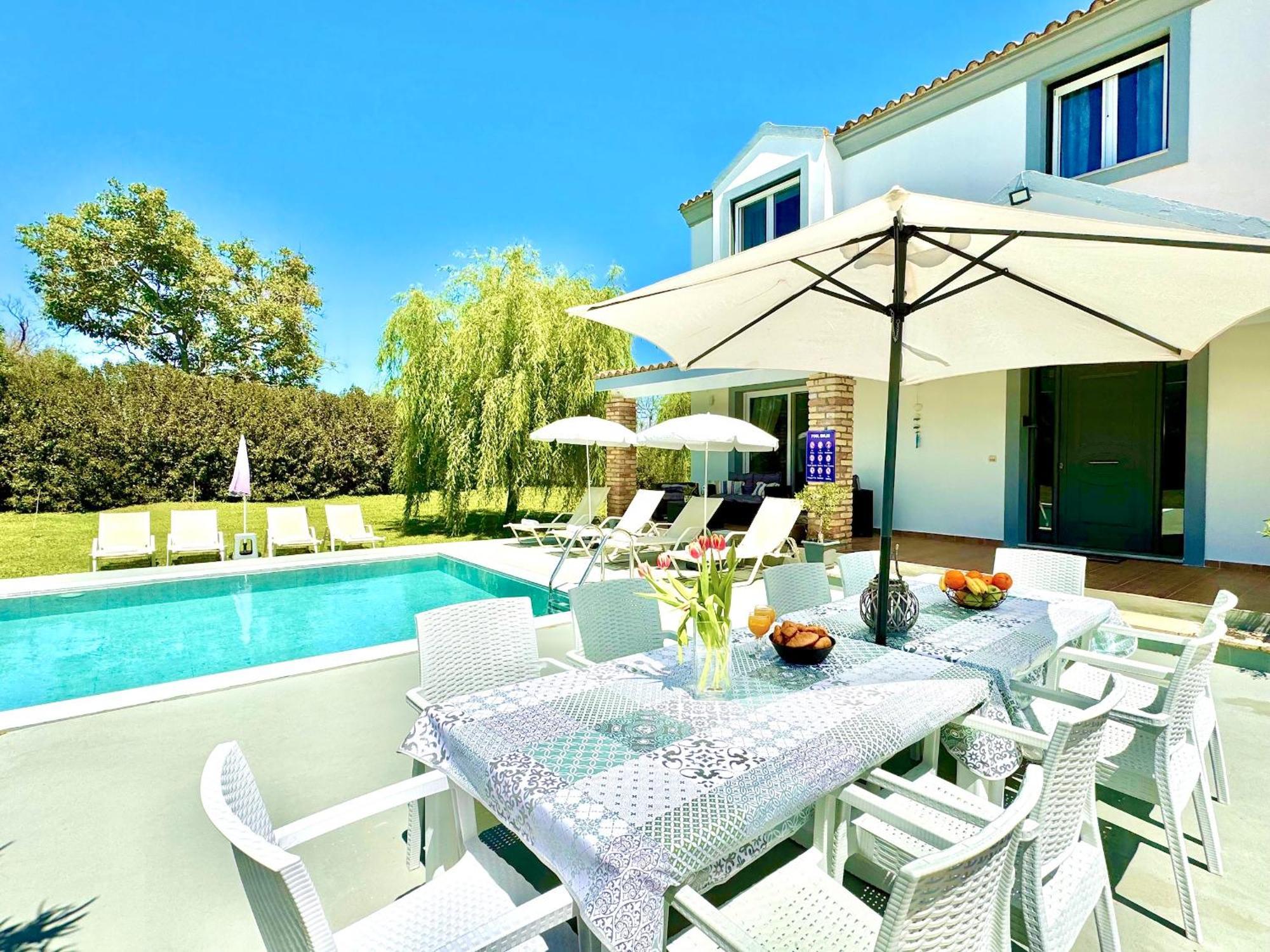 Villa Rubina Sidari With Private Pool By Dadovillas Velonádes Exterior photo