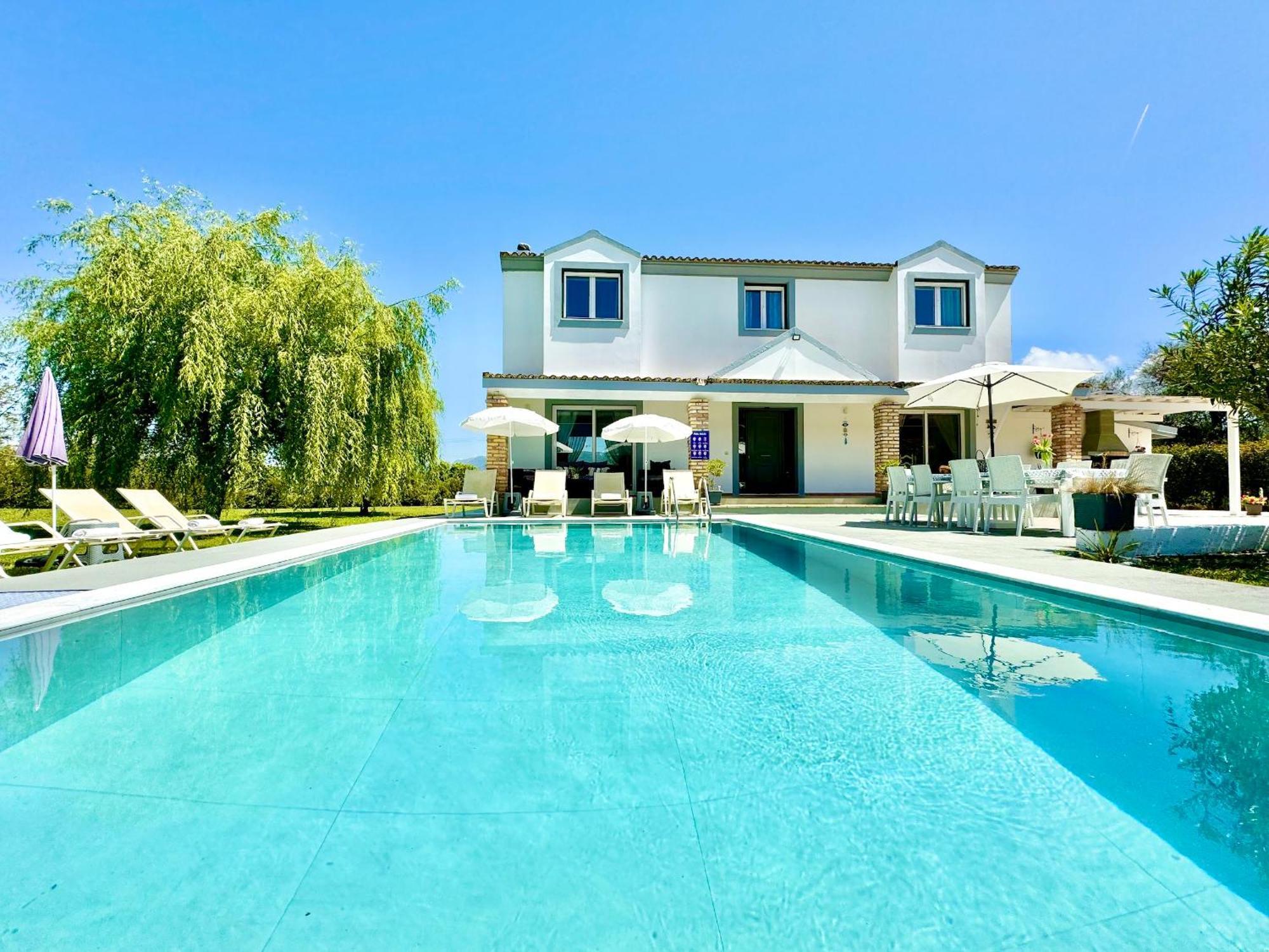 Villa Rubina Sidari With Private Pool By Dadovillas Velonádes Exterior photo